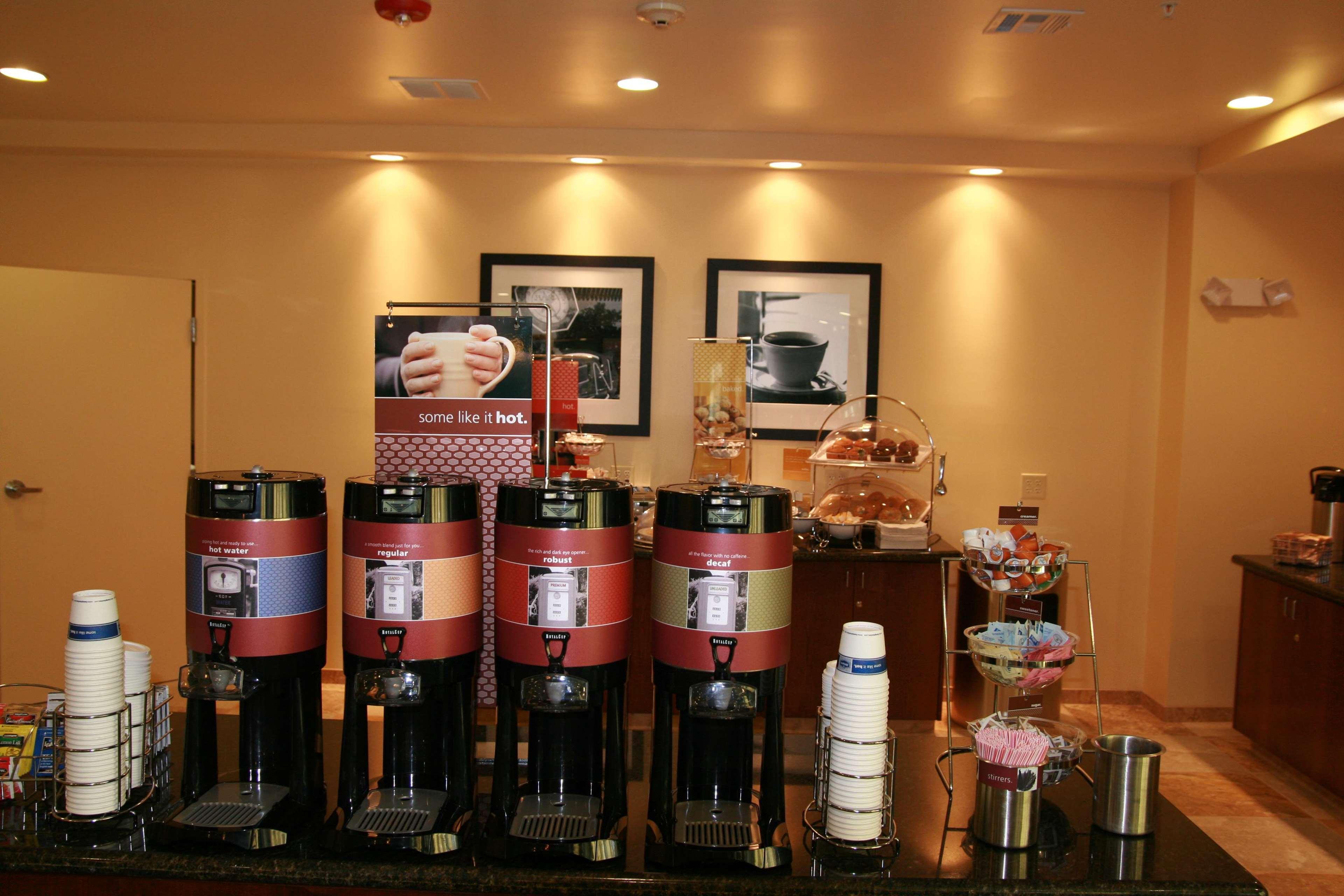 Hotel Hampton By Hilton Brentwood Restaurante foto